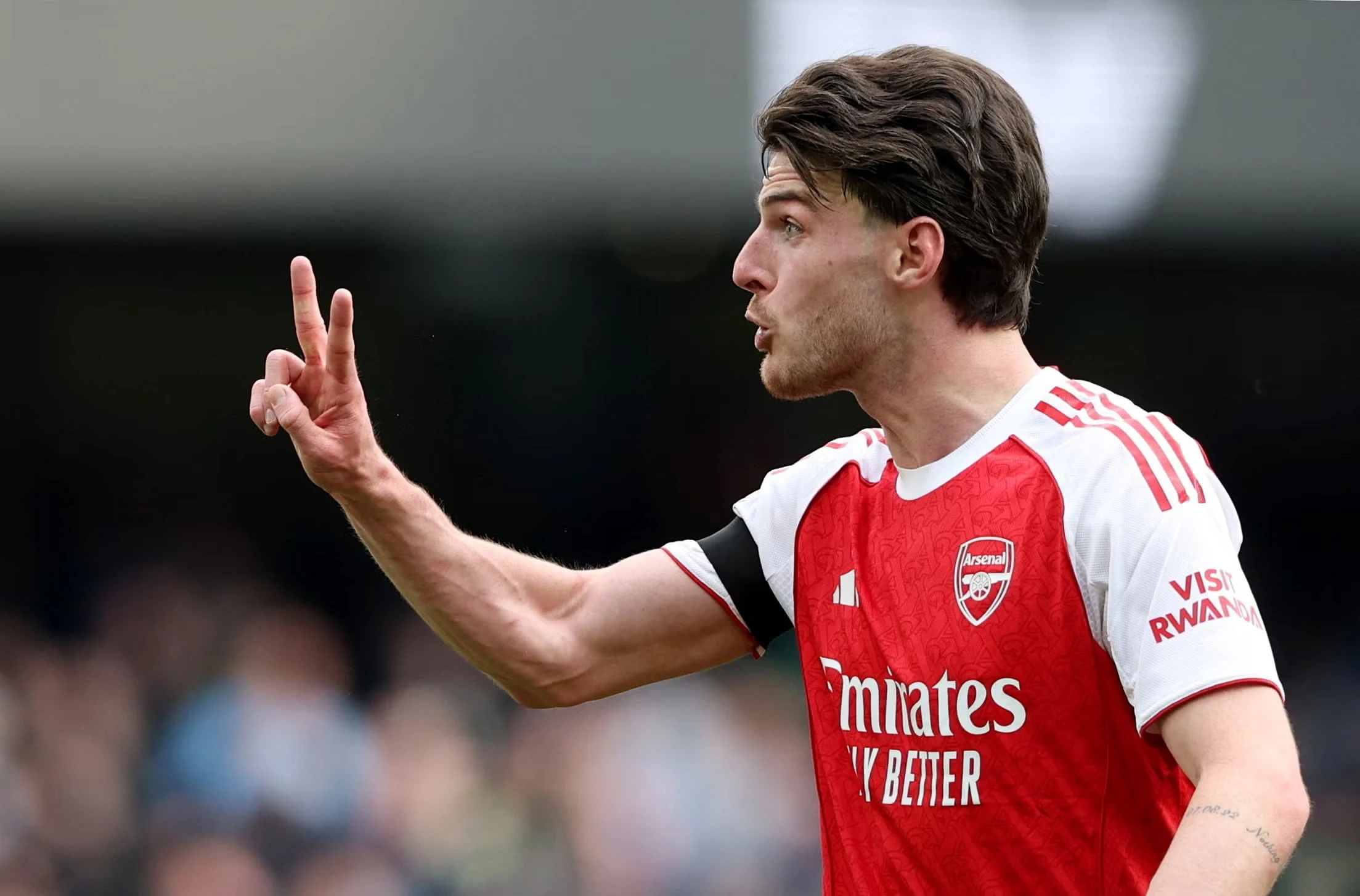 Declan Rice issues defiant "Four Games Left" warning to Manchester City